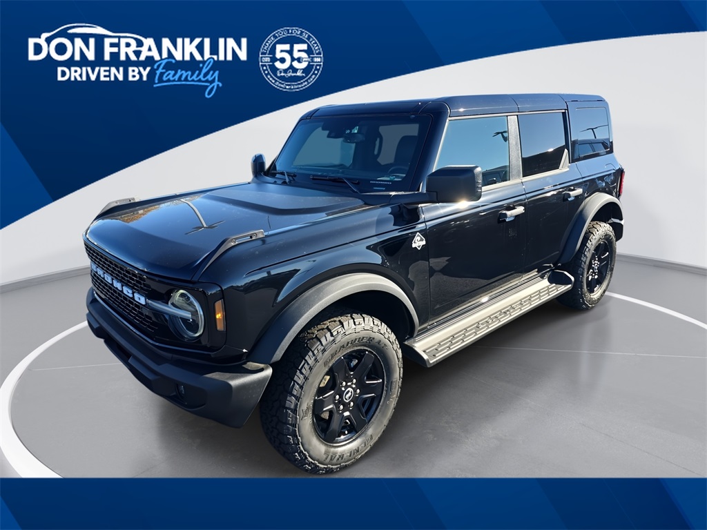 2025 Ford Bronco 4-Door Outer Banks's photo