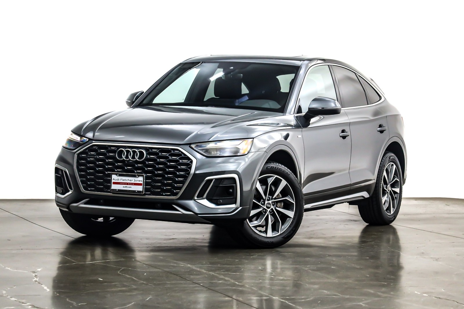 2023 Audi Q5 Sportback Premium Plus's photo
