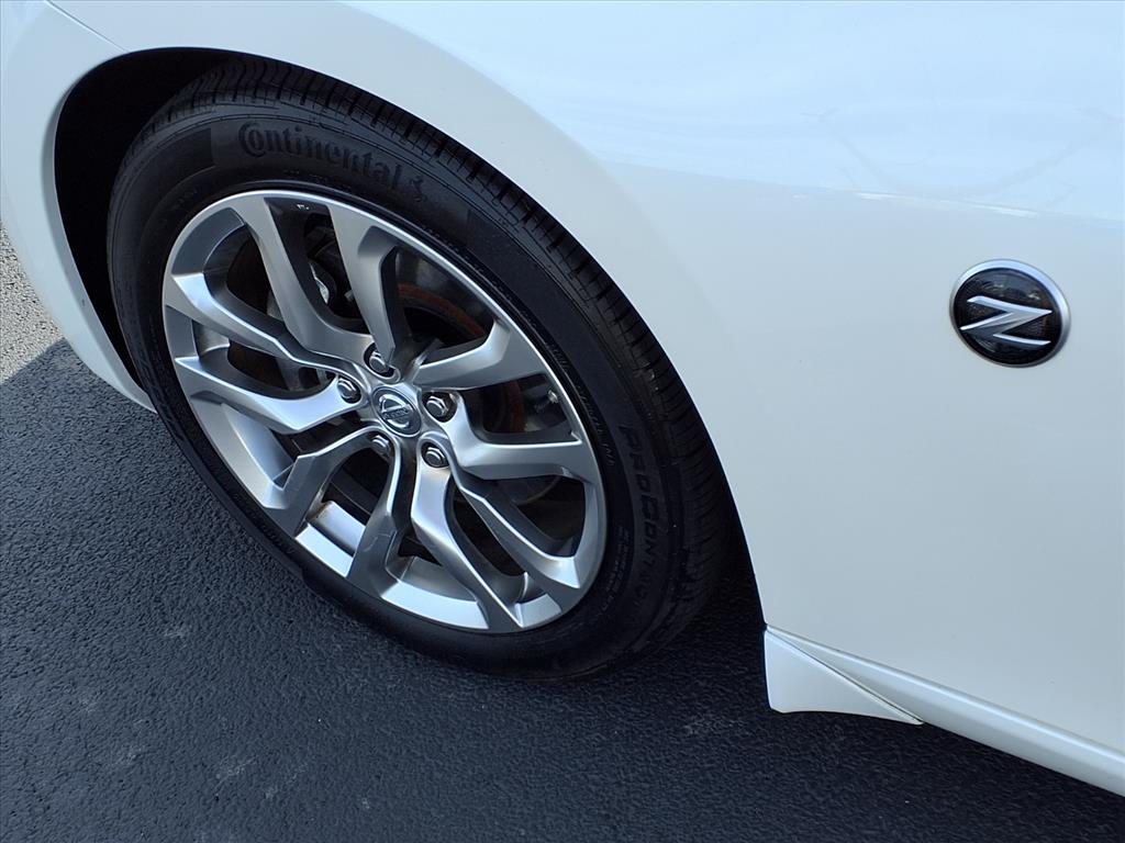 2014 Nissan 370Z Base photo 12