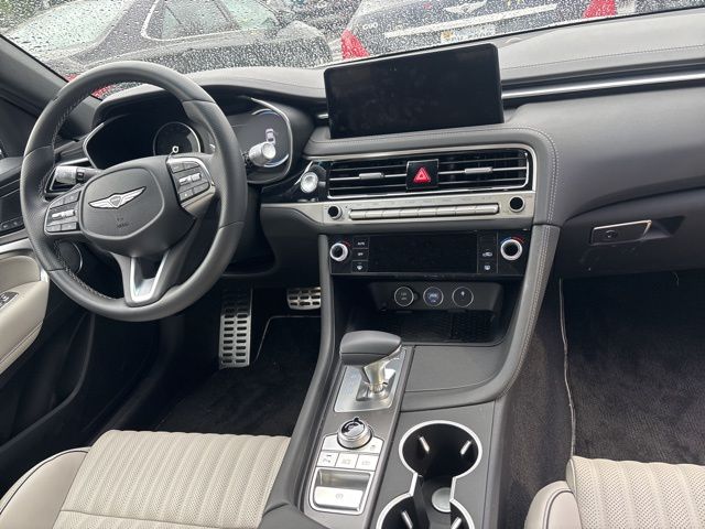 2025 Genesis G70 2.5T photo 13