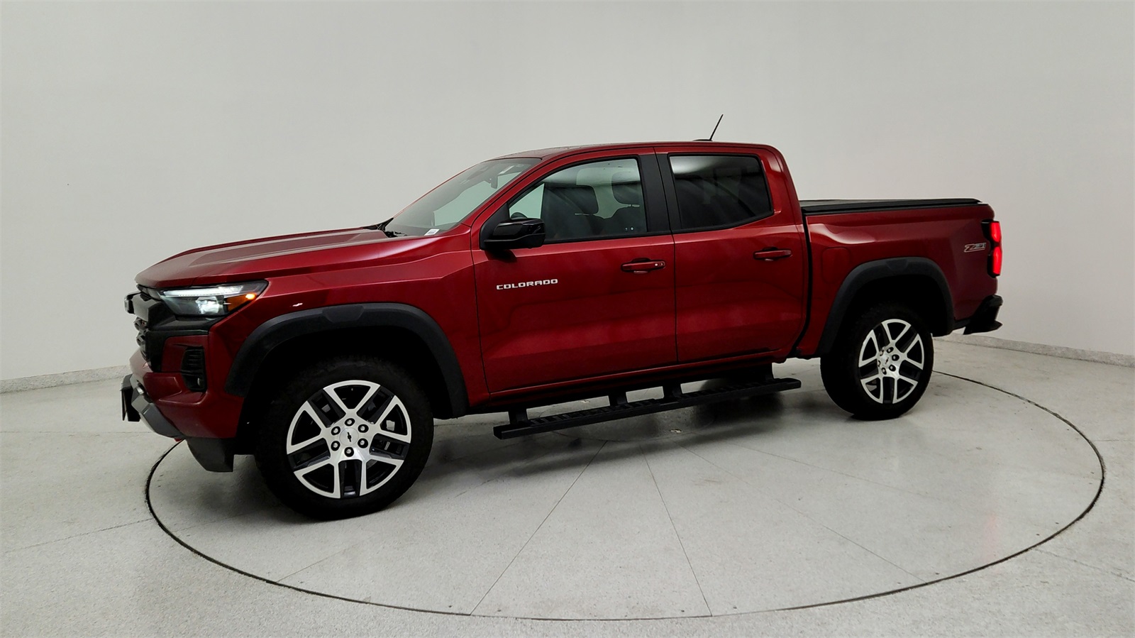 2024 Chevrolet Colorado Z71 photo 3
