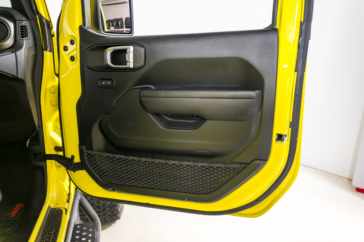 2022 Jeep Wrangler Unlimited High Tide photo 24