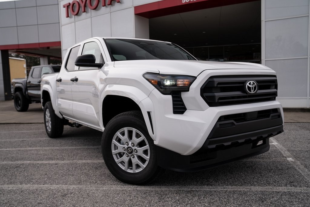 New 2025 Toyota Tacoma SR 4X4 DOUBLE CAB