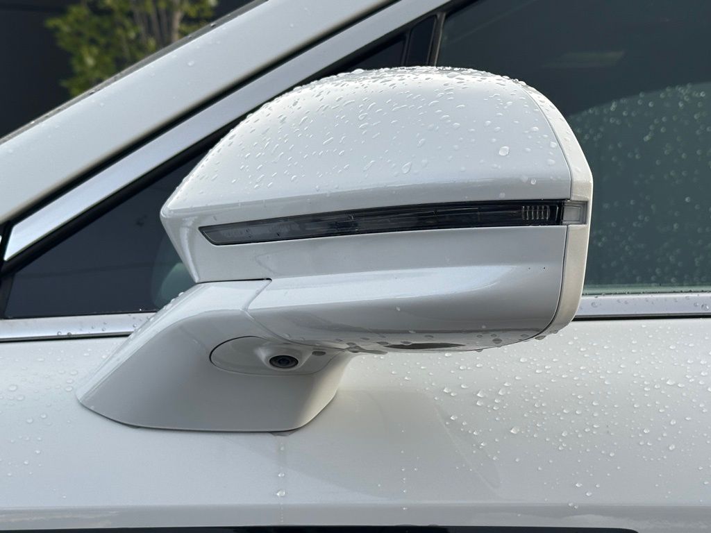 2022 Lincoln Nautilus Black Label photo 13