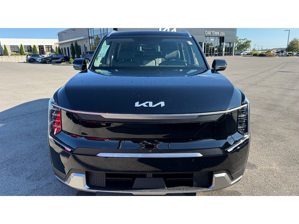 2026 Kia EV9 Wind photo 28