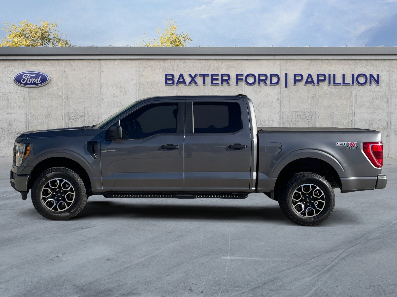 2023 Ford F-150 XL STX photo 2