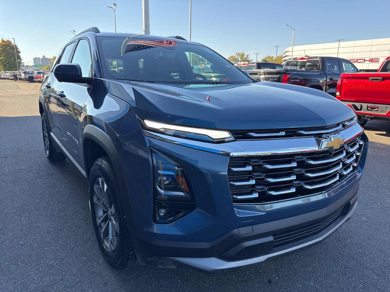 2026 Chevrolet Equinox LT photo 4