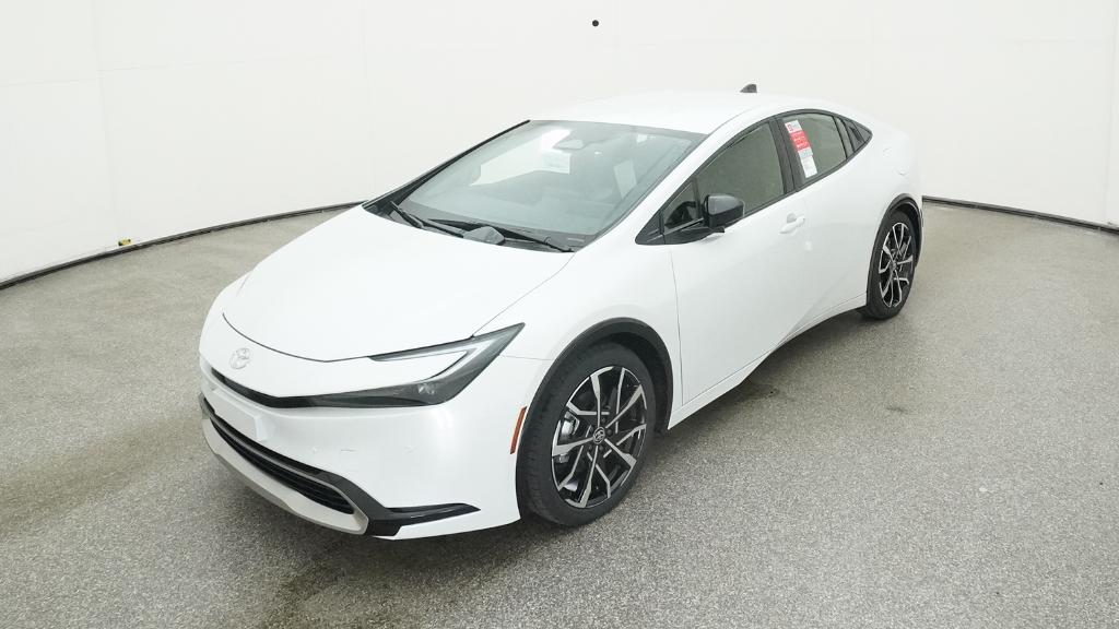 2026 Toyota Prius XSE's photo