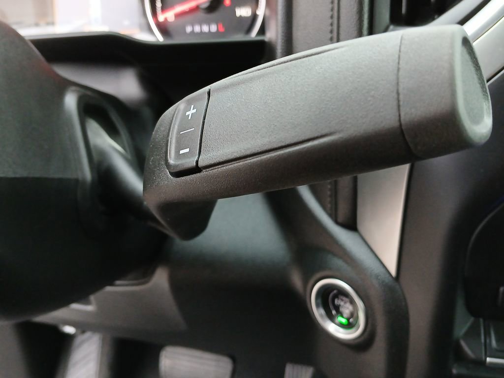 2020 Chevrolet Silverado 1500 RST photo 15