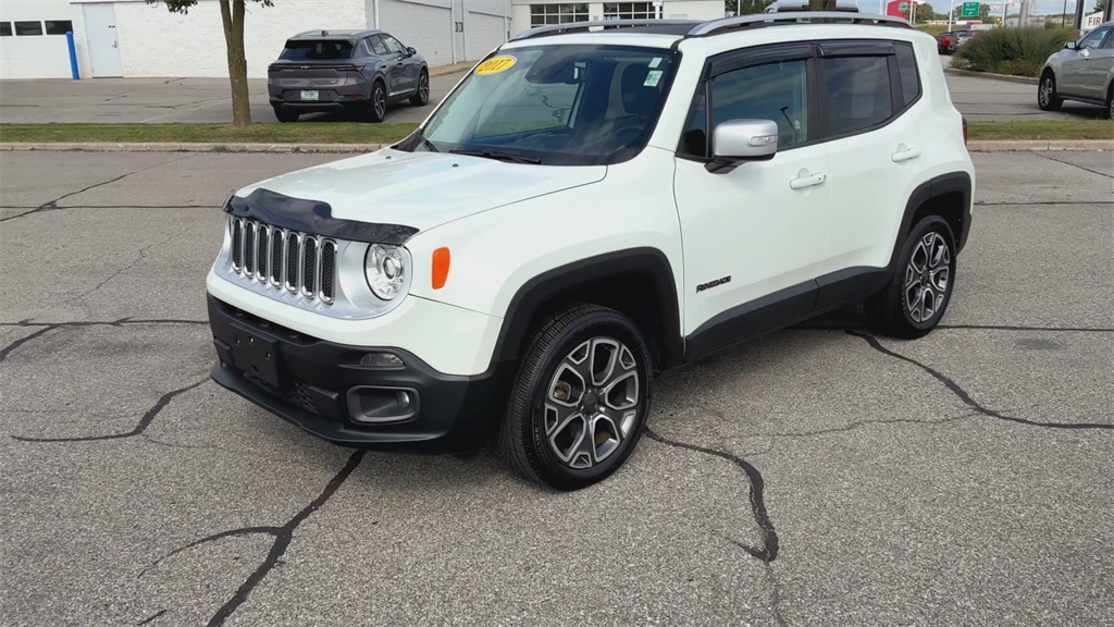 2017 Jeep Renegade Limited photo 3