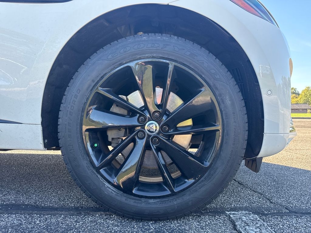 2024 Jaguar F-PACE P250 R-Dynamic S photo 25