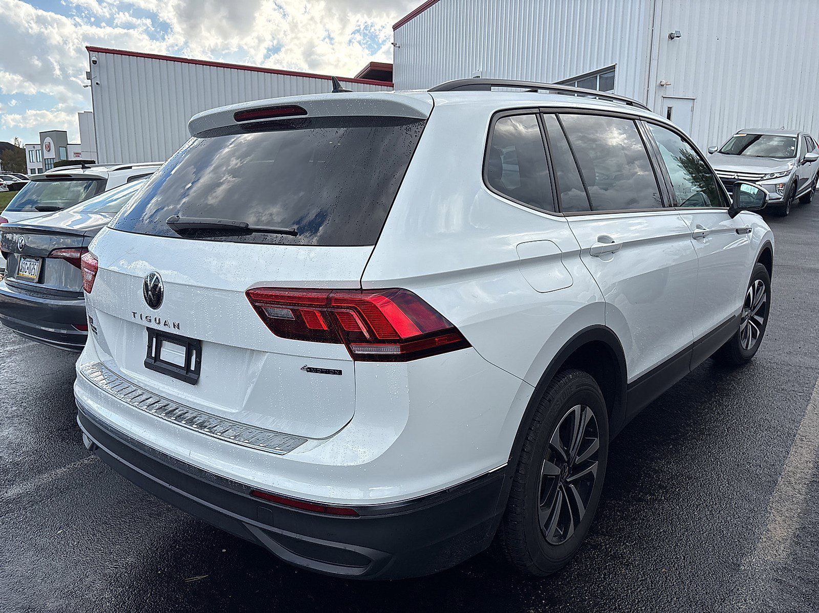 2022 Volkswagen Tiguan S photo 4