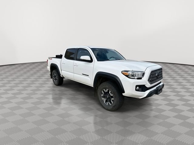 2019 Toyota Tacoma SR photo 2