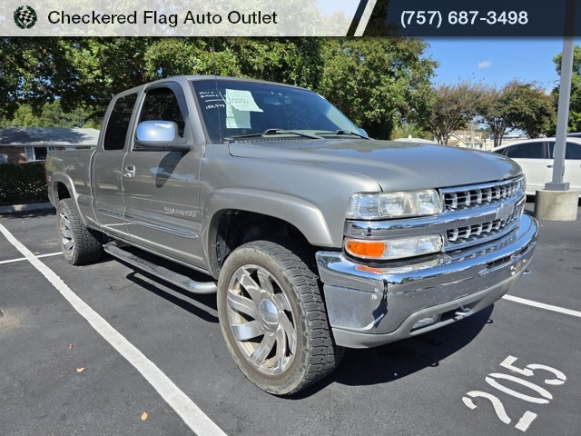 2002 Chevrolet Silverado 1500 LT photo 3