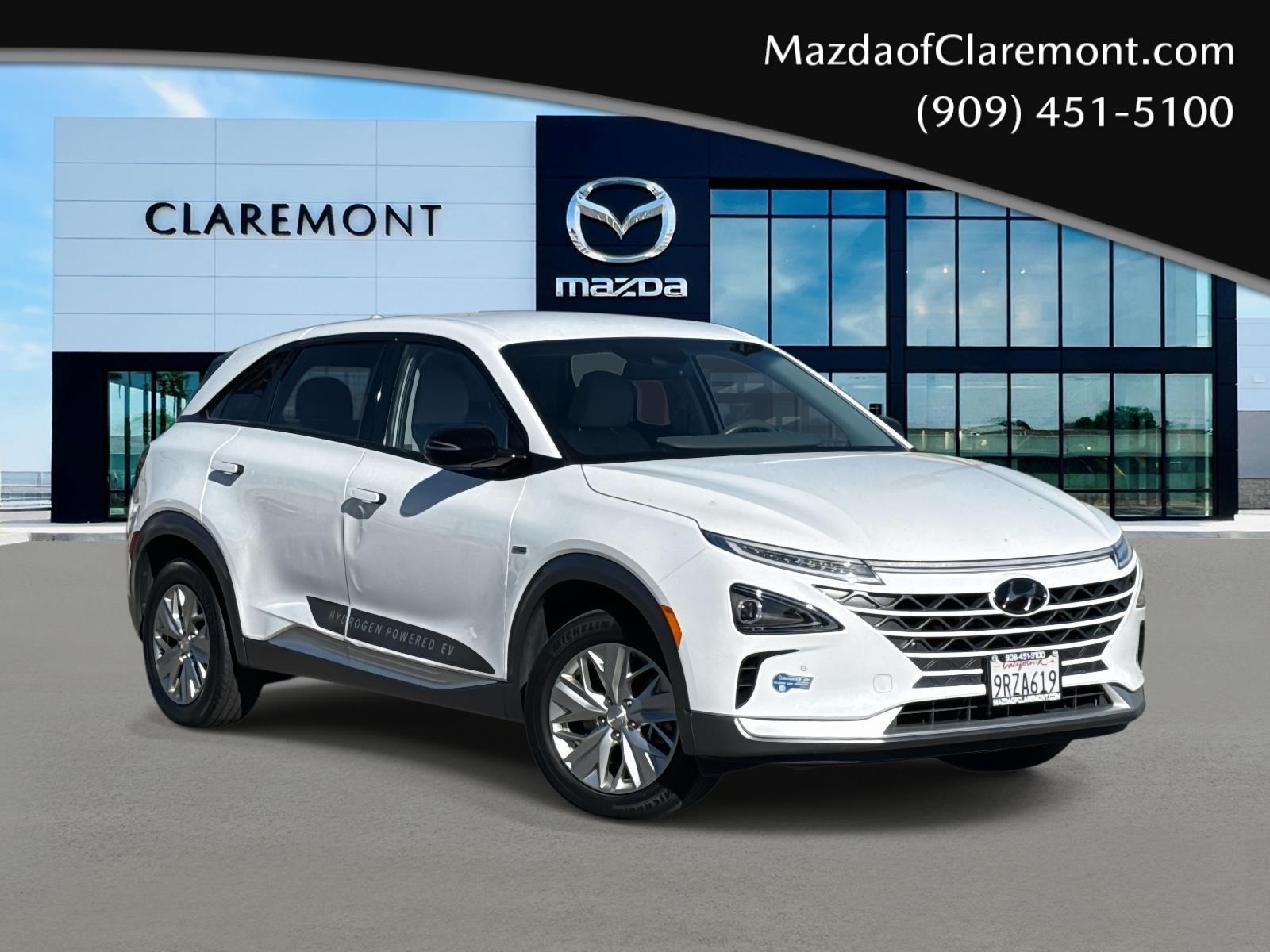 2022 Hyundai Nexo Blue's photo