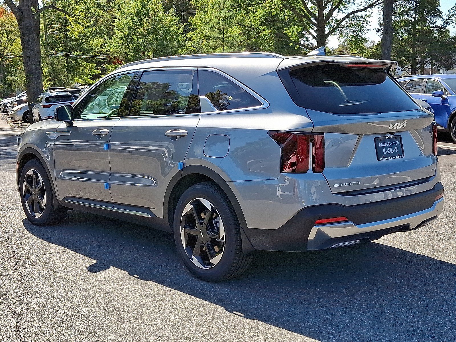 2025 Kia Sorento Plug-In Hybrid EX photo 2