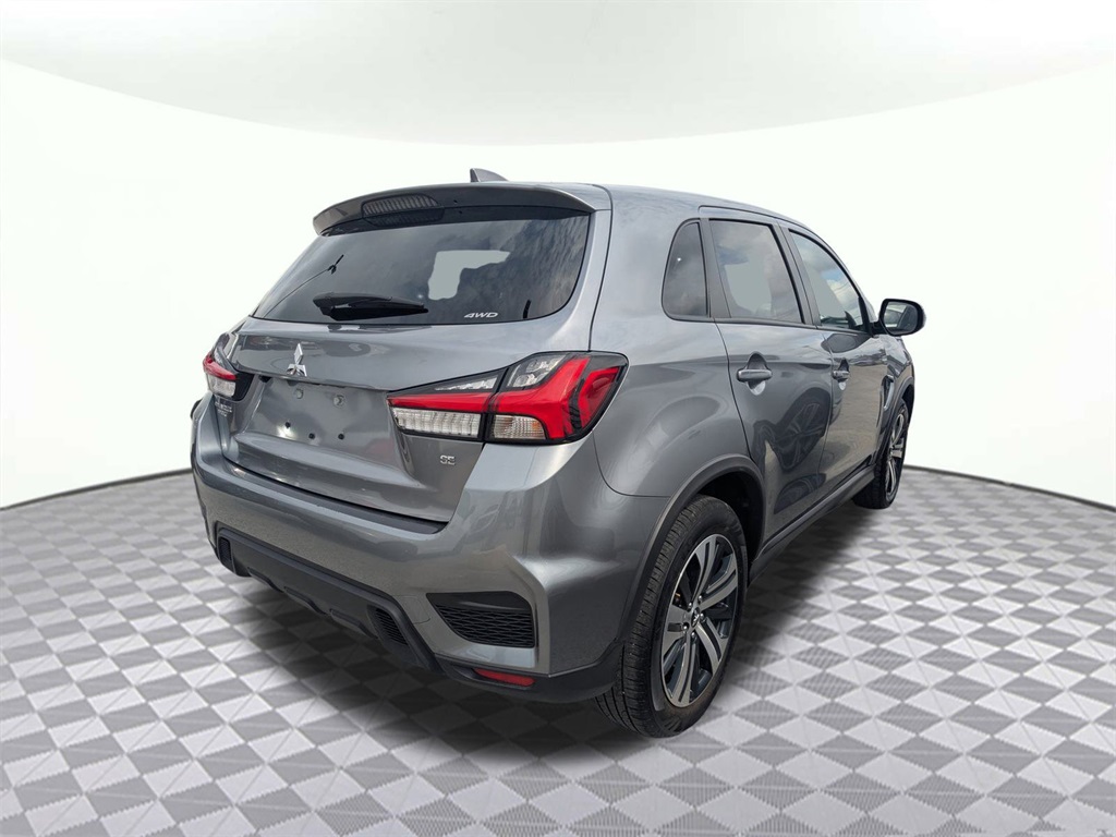 2024 Mitsubishi Outlander Sport ES LE SE photo 2