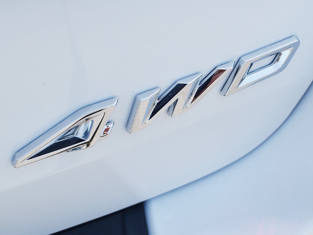 2025 Ford Explorer photo 8