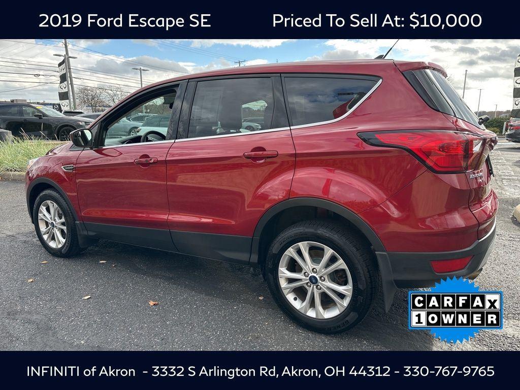2019 Ford Escape SE photo 3