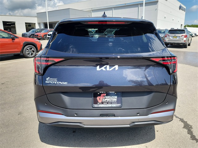 2026 Kia Sportage EX photo 3