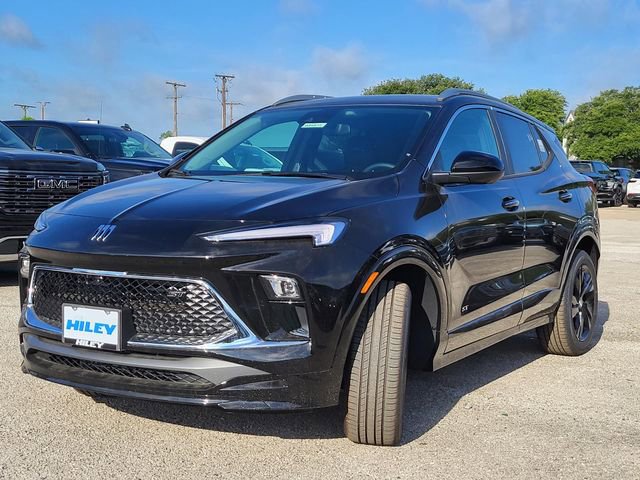 2026 Buick Encore GX Sport Touring photo 2