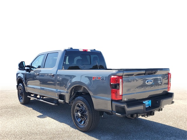 2026 Ford F-250 XL photo 3