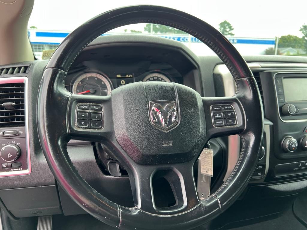 2016 Ram 1500 Big Horn photo 13