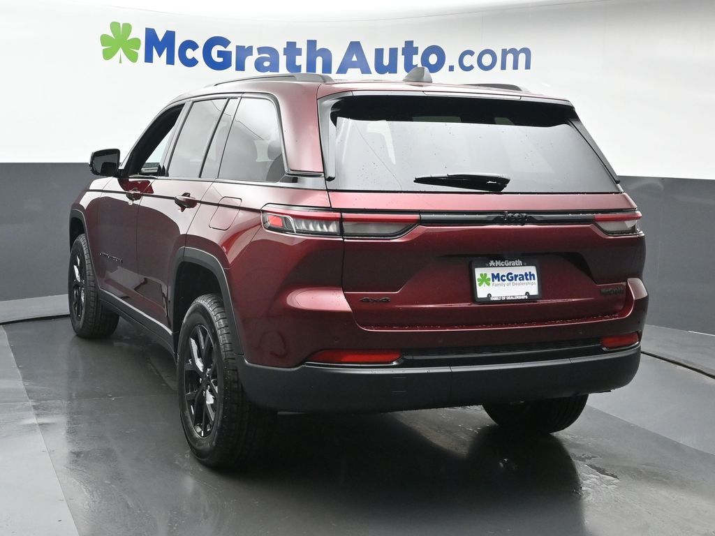 2025 Jeep Grand Cherokee Altitude photo 21