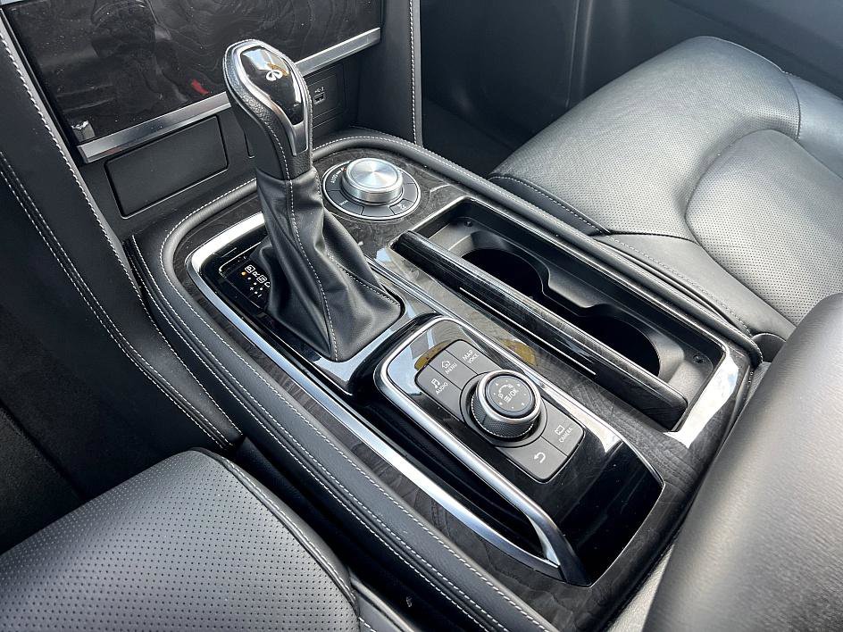 2023 Infiniti QX80 Luxe photo 23