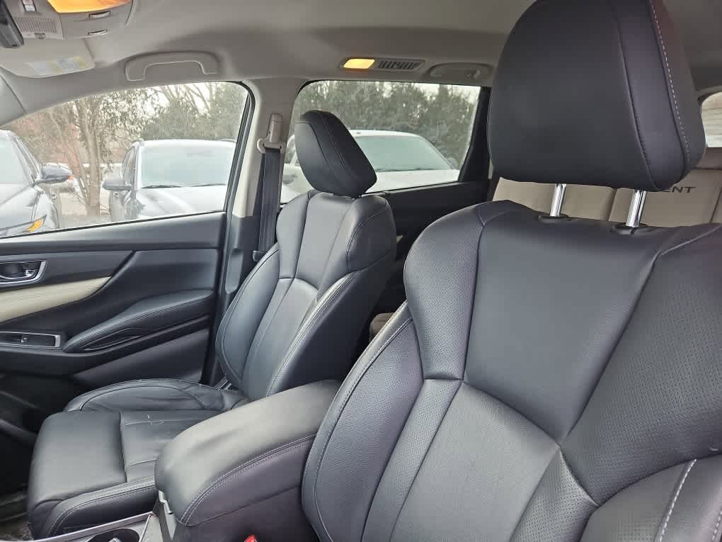 2019 Subaru Ascent Limited photo 3