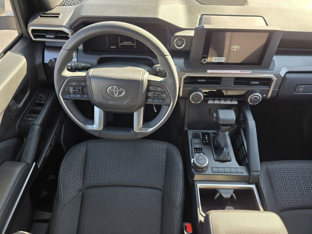 2025 Toyota 4Runner SR5 photo 14
