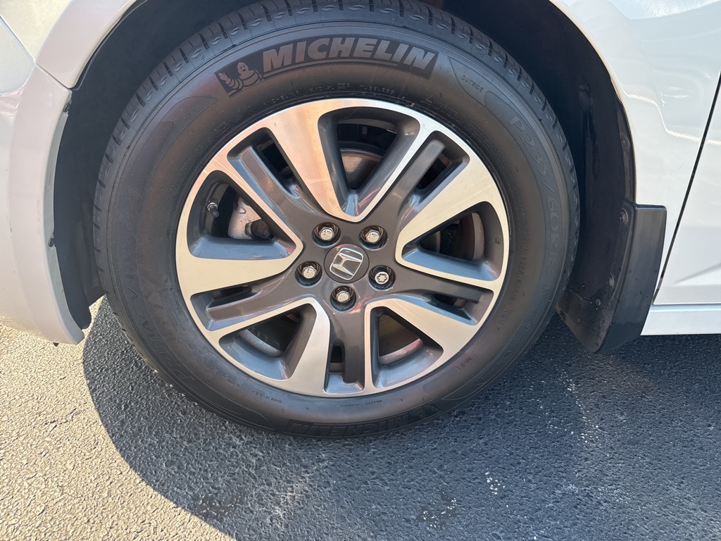 2016 Honda Odyssey Touring Elite photo 10