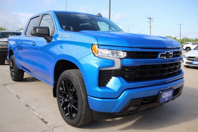 2025 Chevrolet Silverado 1500 RST photo 2