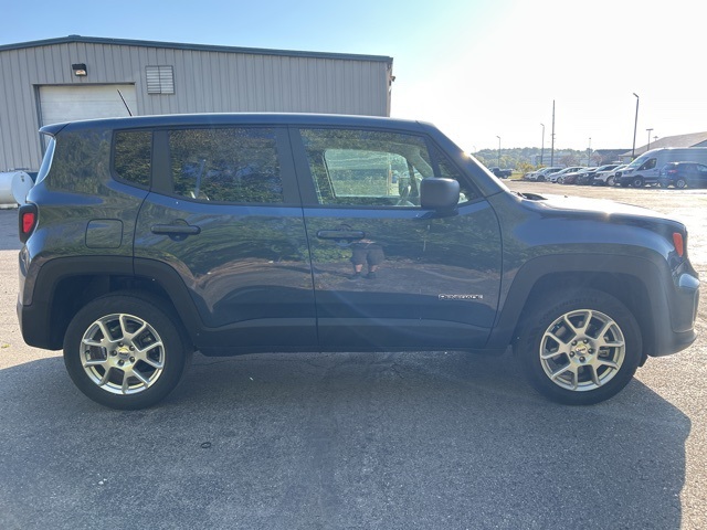 2023 Jeep Renegade Latitude Upland photo 4