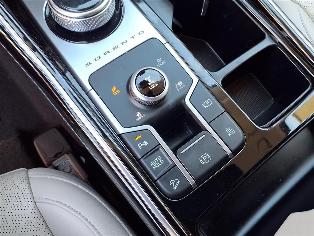 2022 Kia Sorento Plug-In Hybrid SX photo 20
