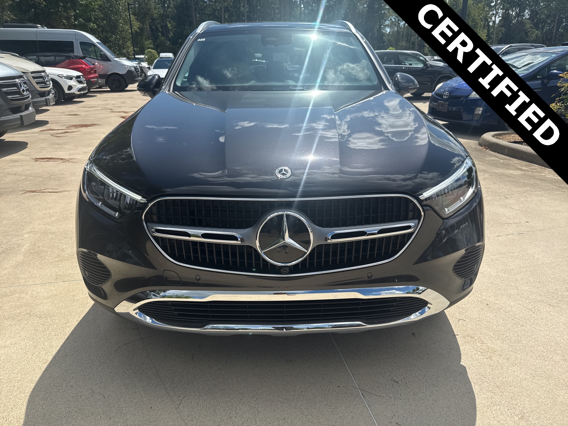 2025 Mercedes Benz GLC 350e 4MATIC photo 2