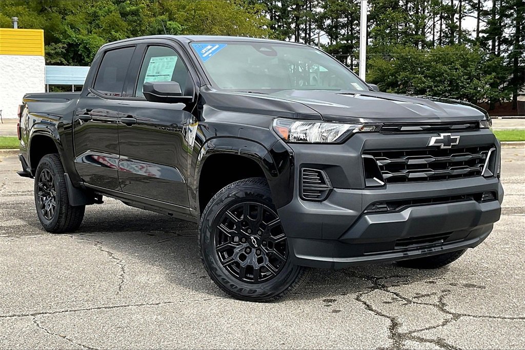 2026 Chevrolet Colorado Work Truck photo 12
