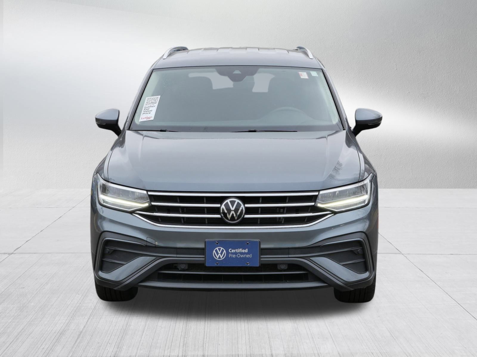 2022 Volkswagen Tiguan SE photo 2