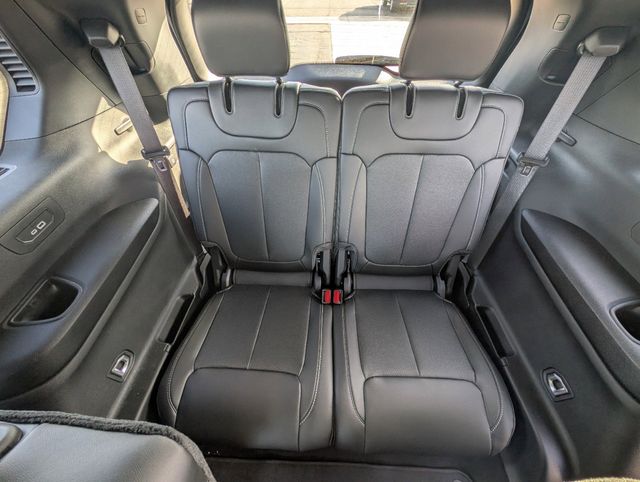 2025 Jeep Grand Cherokee Limited photo 29