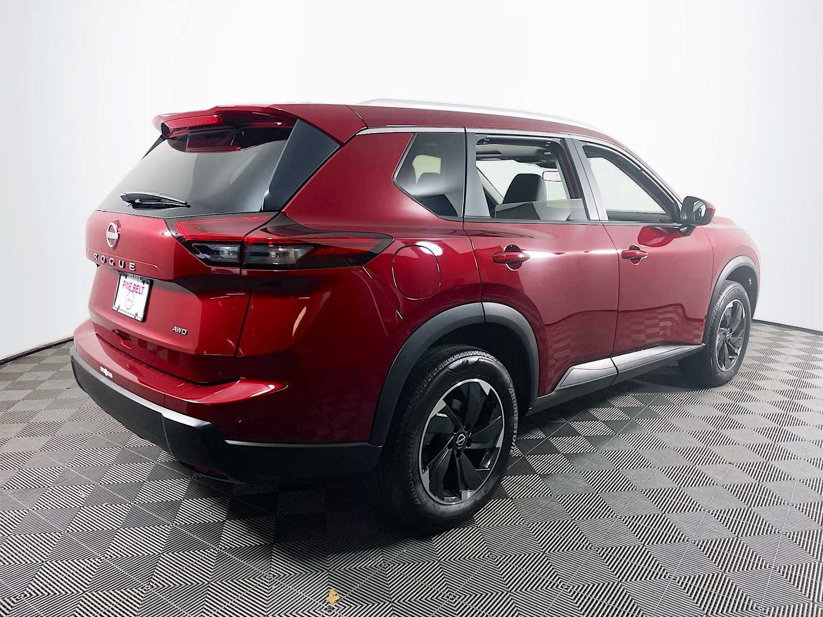 2026 Nissan Rogue SV photo 4