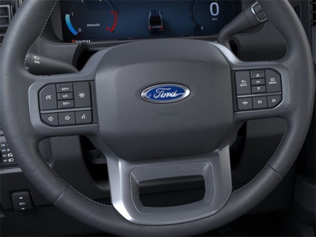2025 Ford F-550 Lariat photo 11