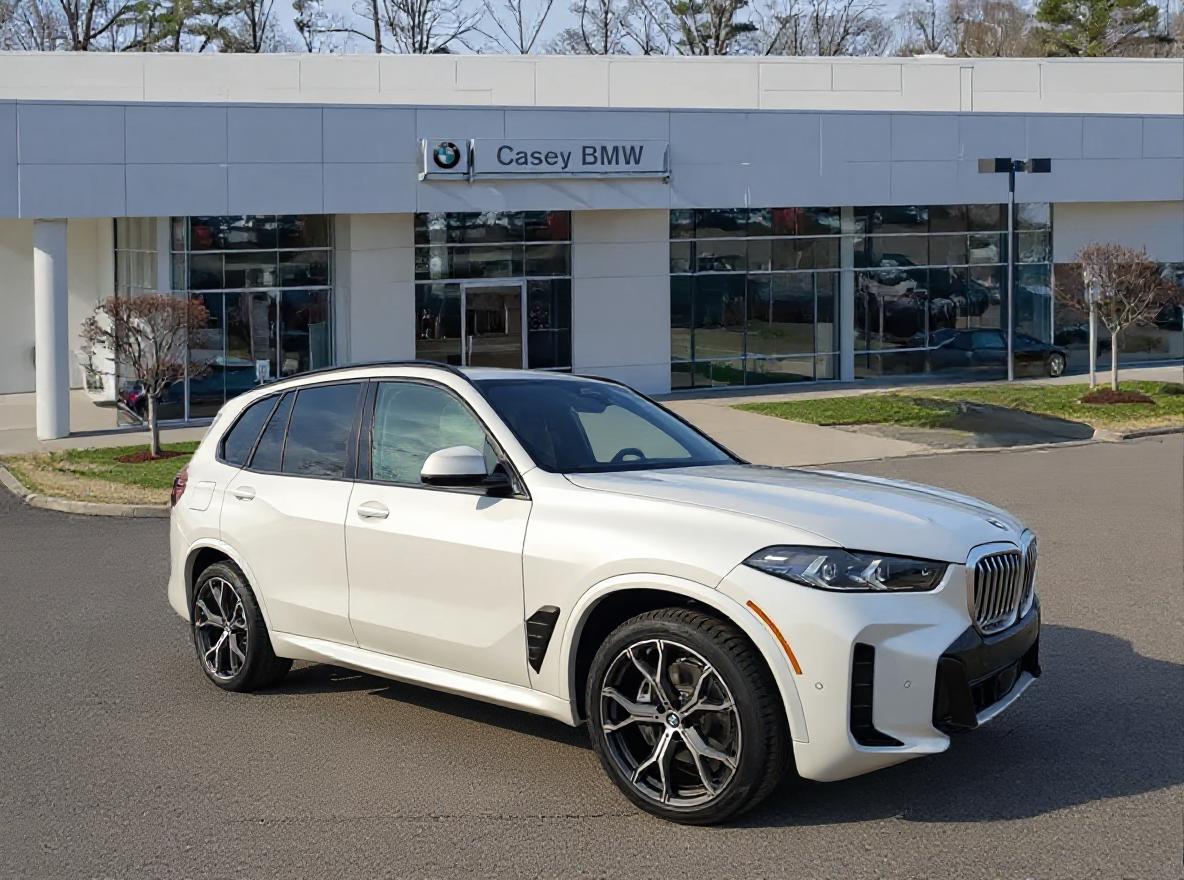 2026 BMW X5 40i's photo