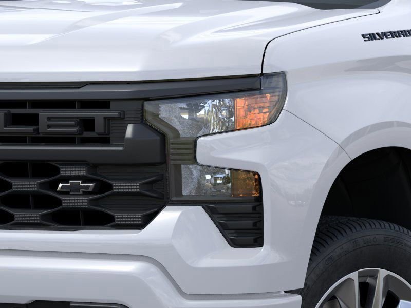 2025 Chevrolet Silverado 1500 Custom photo 10