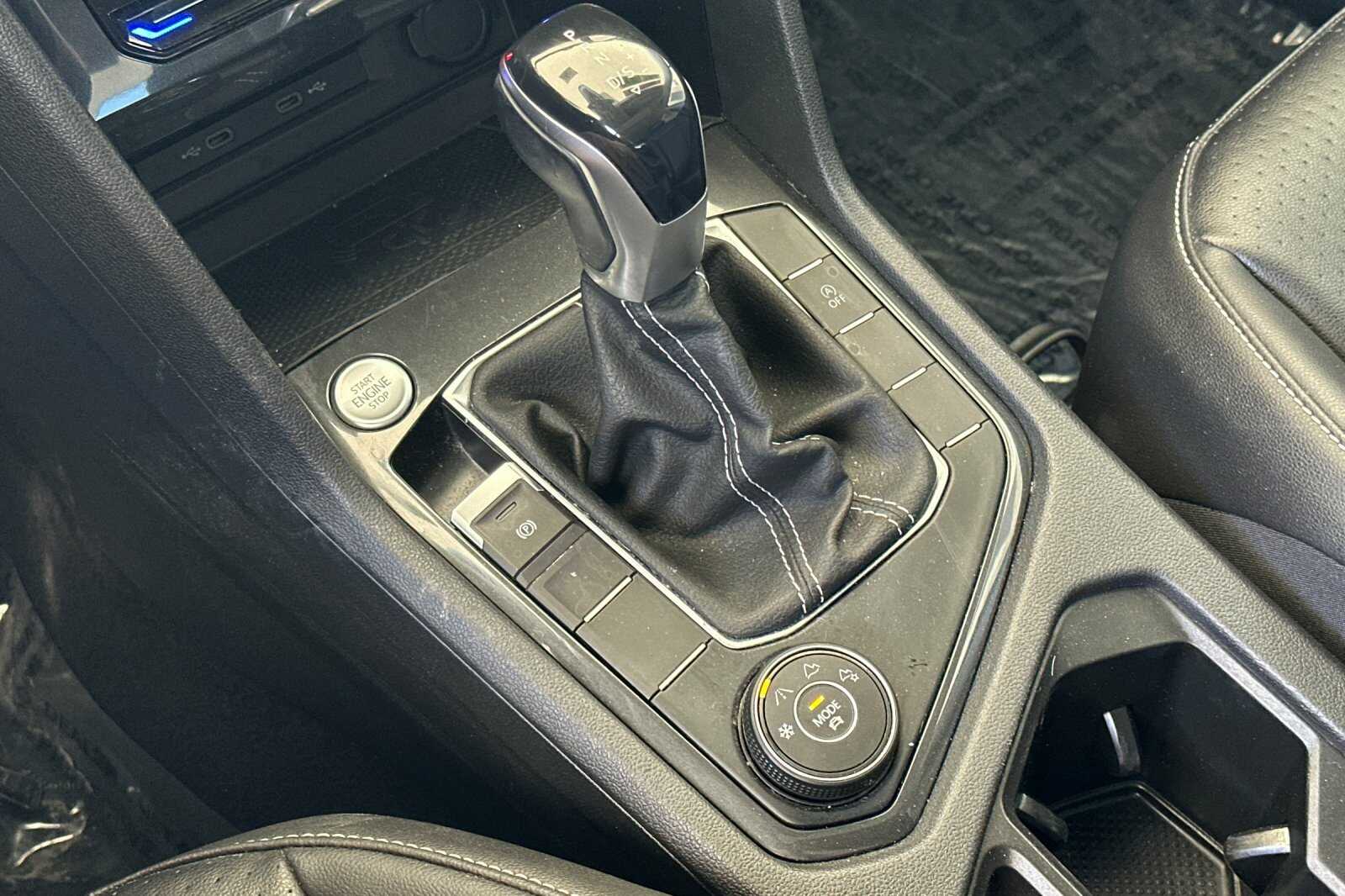 2022 Volkswagen Tiguan SE photo 20