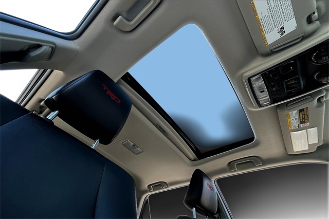 2023 Toyota 4Runner TRD Off-Road Premium photo 14