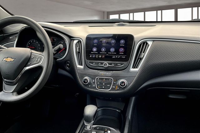 2024 Chevrolet Malibu 1LT photo 7