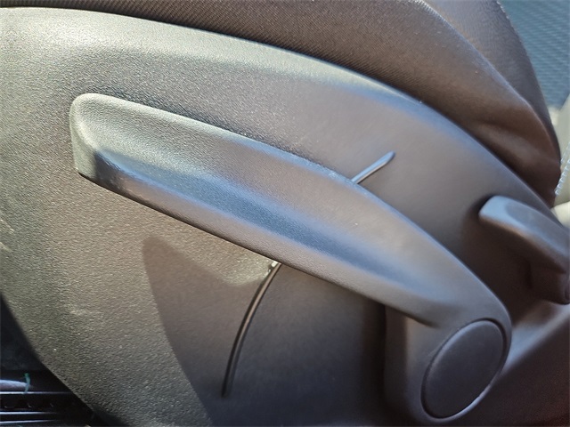 2025 Jeep Compass Latitude photo 13