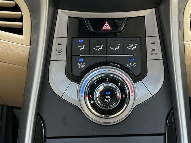 2013 Hyundai Elantra GLS photo 18