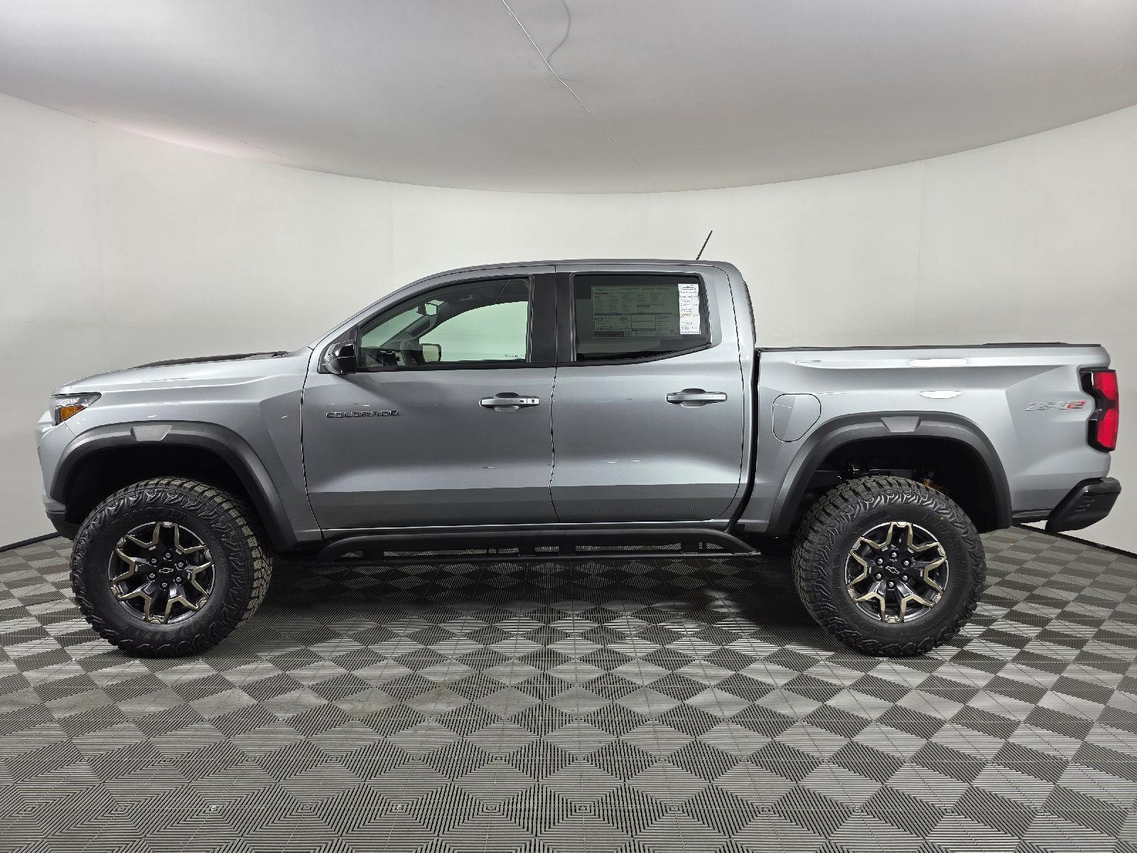 2026 Chevrolet Colorado ZR2 photo 2