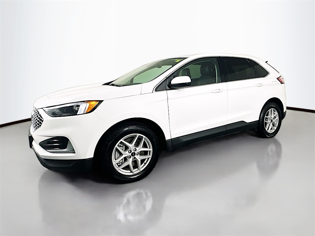 2023 Ford Edge SEL photo 5